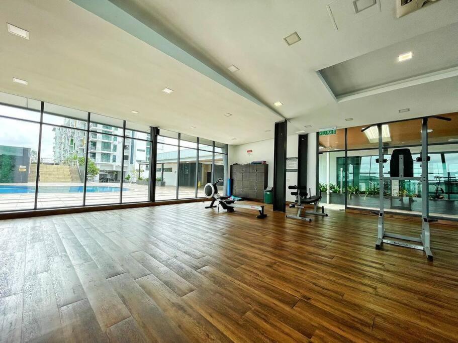 Teo Resident 2 Vivacity Jazz Suite 4 Kuching Extérieur photo