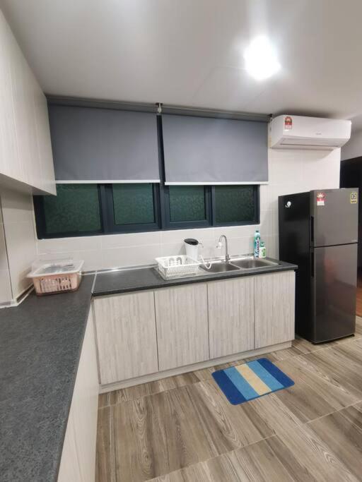 Teo Resident 2 Vivacity Jazz Suite 4 Kuching Extérieur photo
